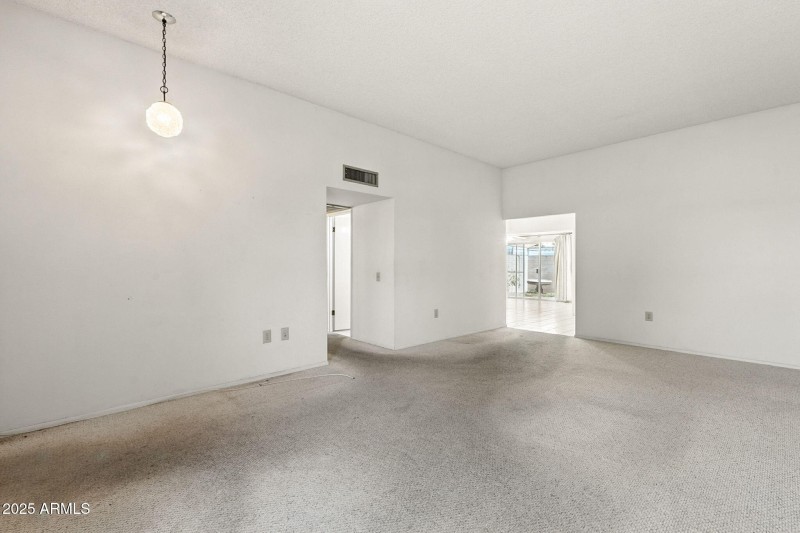 22-web-or-mls-Lancaster-22