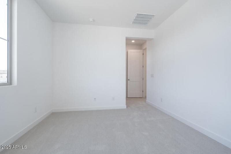 Tri Pointe Waterston Central 296 - Bedro