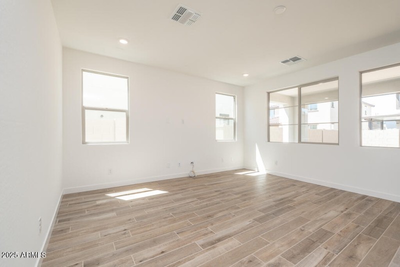 Tri Pointe Waterston Central 297 - Great