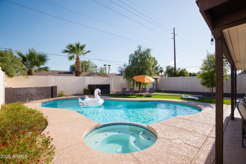 PropertyImageCo_8649EPlazaAve_WEB-39