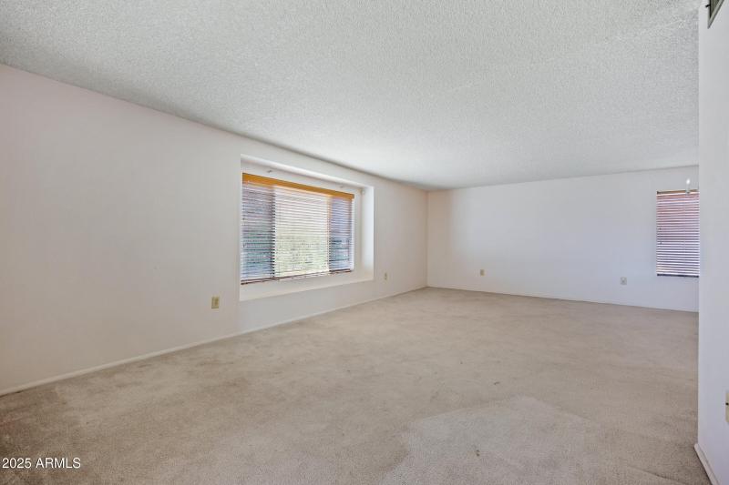 11041 W Pleasant Valley Rd-5