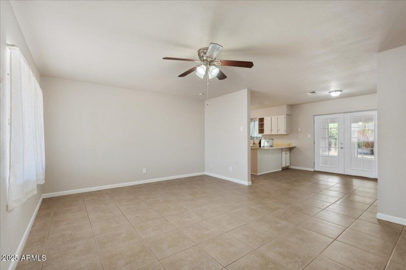 02-Entry to Living Room