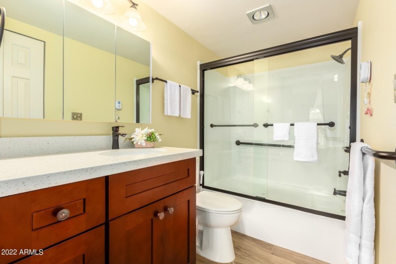 0010-10 - Thunderbird