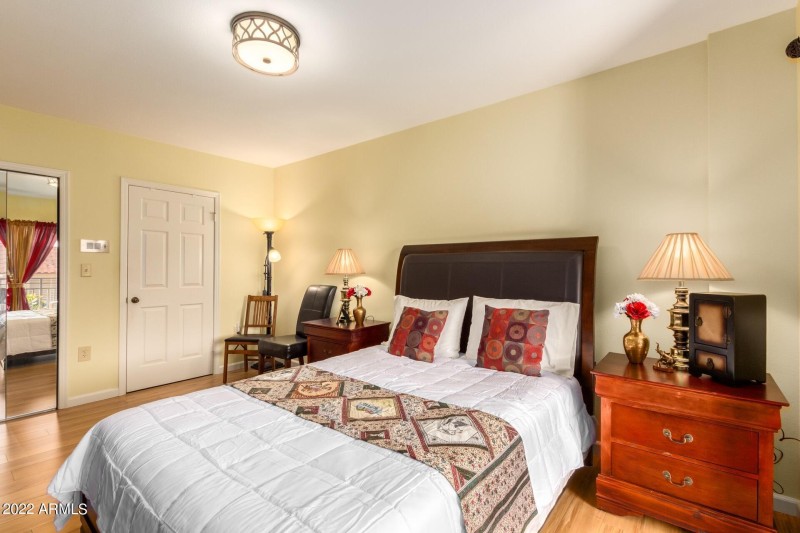 0021-21 - Thunderbird