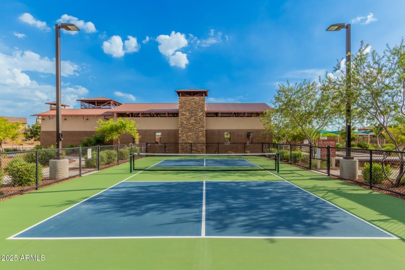 Community pickleball courts