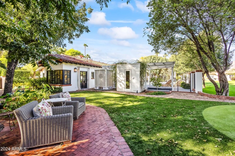 Sauna and Outdoor Shower