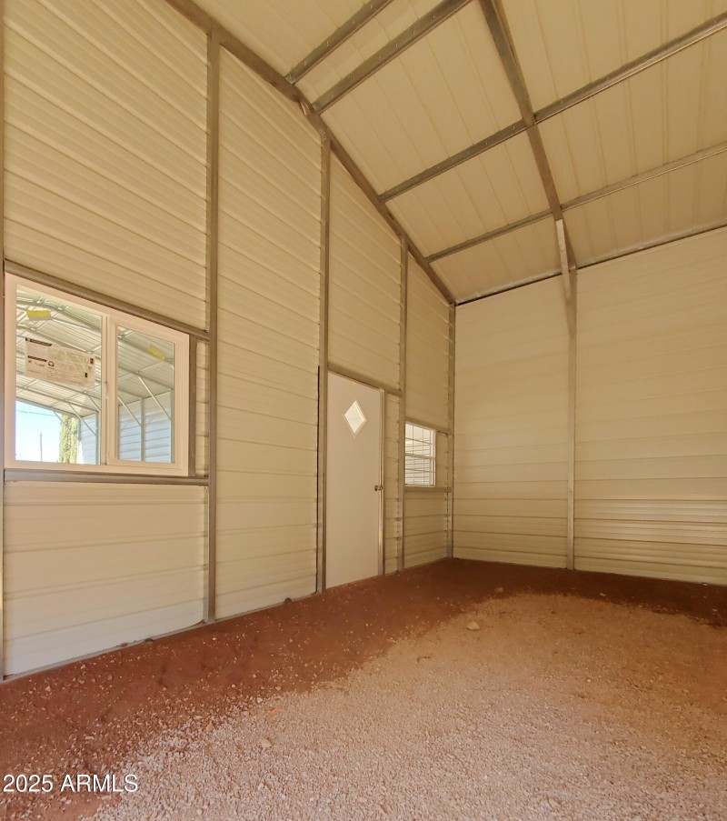 Additional Garage - 5