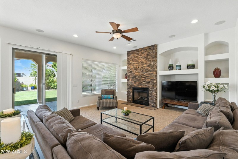 25-web-or-mls-Wildflower-25