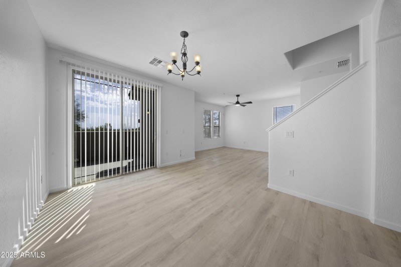 Kitchen_Dining room