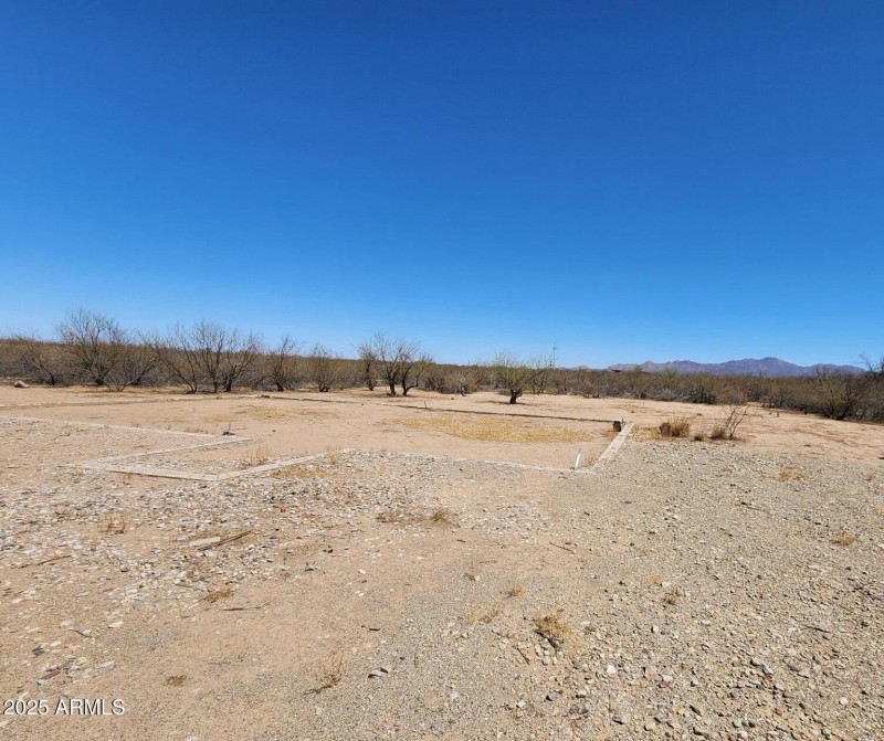 13122 W DUSTY FLAT PL