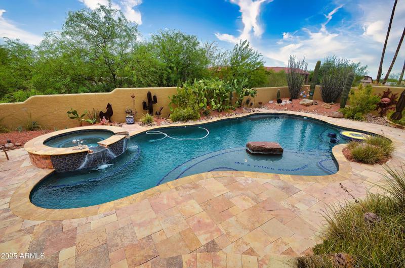 D4687D76-7BE1-4211-8A5C-8CDF65D9C9EF