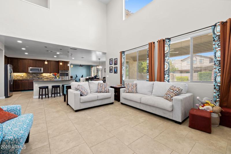 16-web-or-mls-10648 E. Kinetic Drive-16