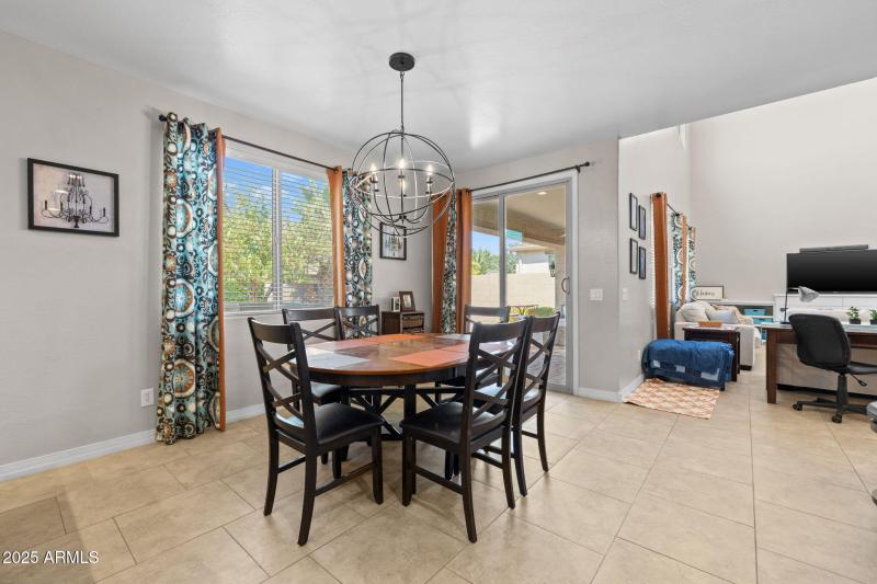 25-web-or-mls-10648 E. Kinetic Drive-25