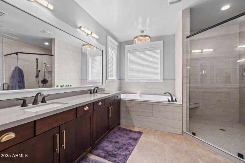 30-web-or-mls-10648 E. Kinetic Drive-30