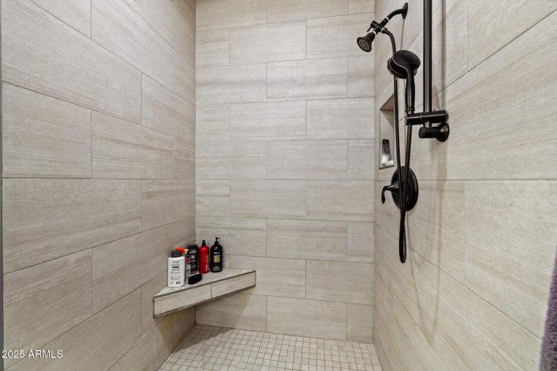 31-web-or-mls-10648 E. Kinetic Drive-31