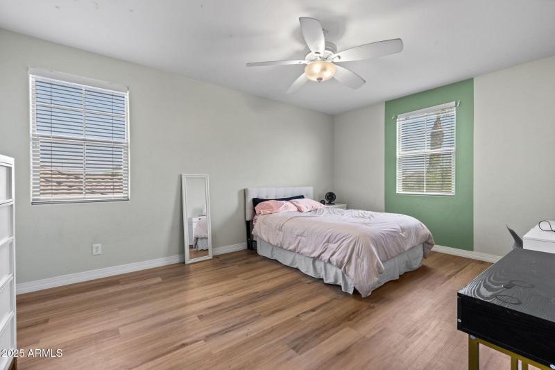 32-web-or-mls-10648 E. Kinetic Drive-32