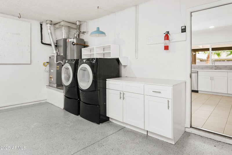 1527EWestwindway011