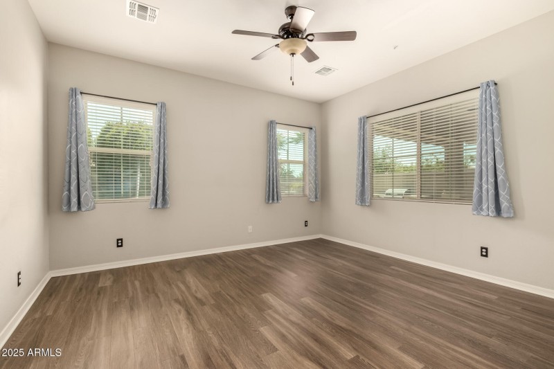 21 - Las Colinas 439