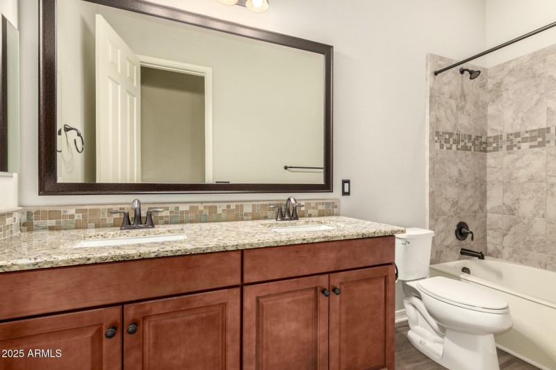 30 - Las Colinas 439