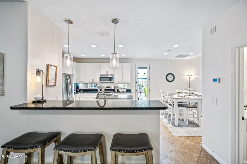 Breakfast Bar