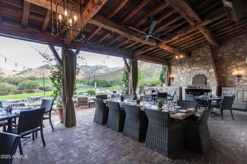 4. Silverleaf Club Loggia Patio