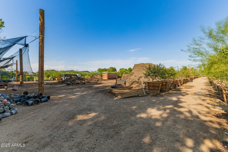 6520 S 28th - 1