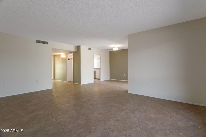 4-web-or-mls-Qp-2077