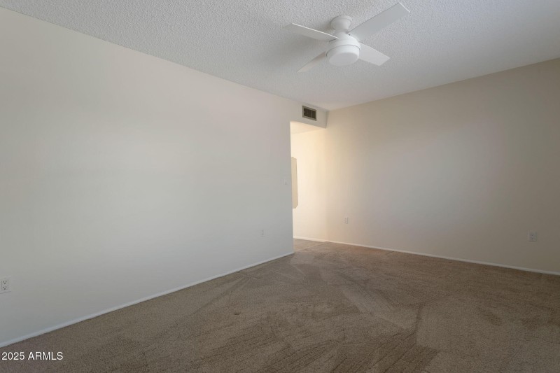 11-web-or-mls-Qp-2095