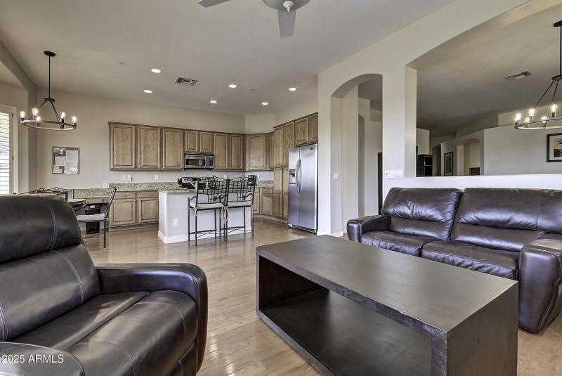 9039 Broken Bow (24)