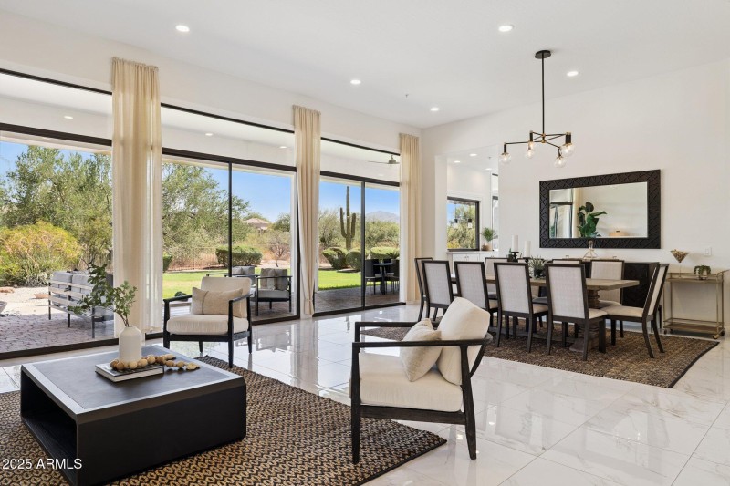 8-web-or-mls-7832-e-parkview-ln