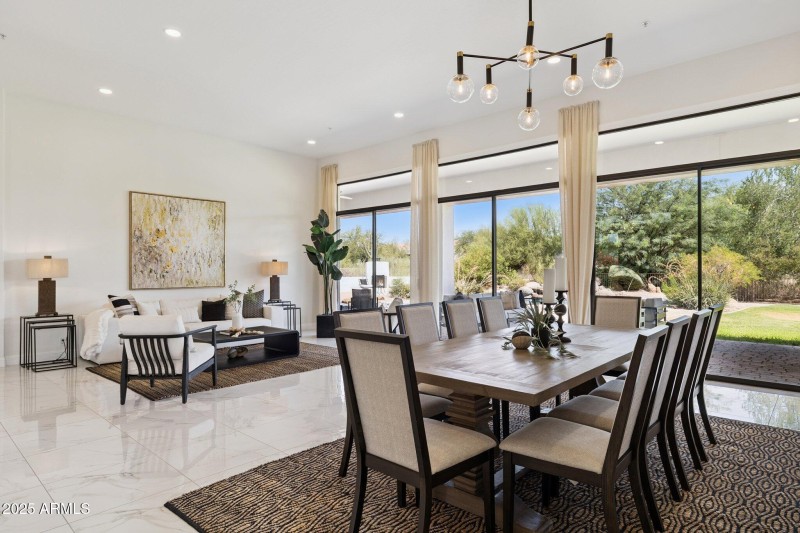 10-web-or-mls-7832-e-parkview-ln