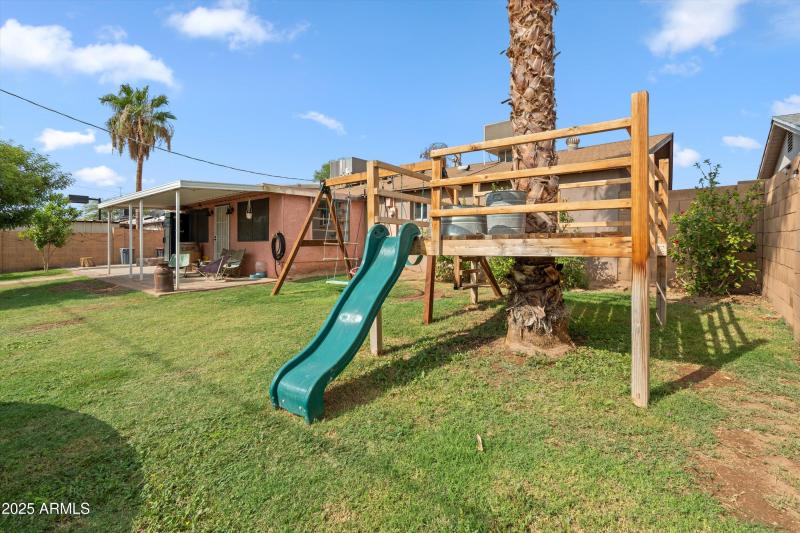 33-Backyard