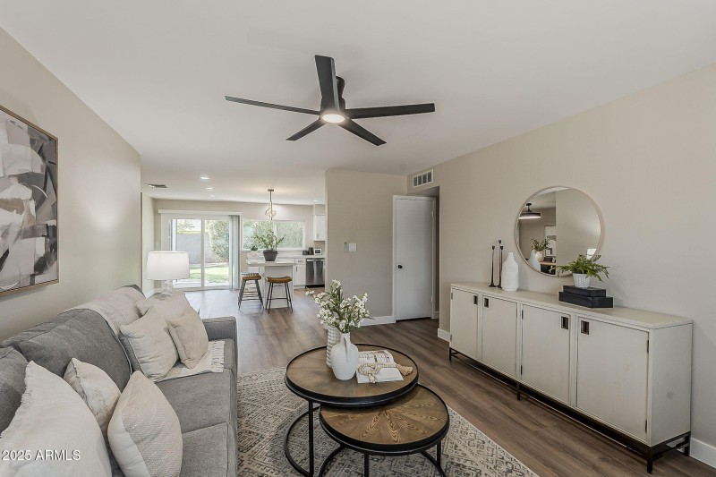 10-web-or-mls-Portobello Ave-10