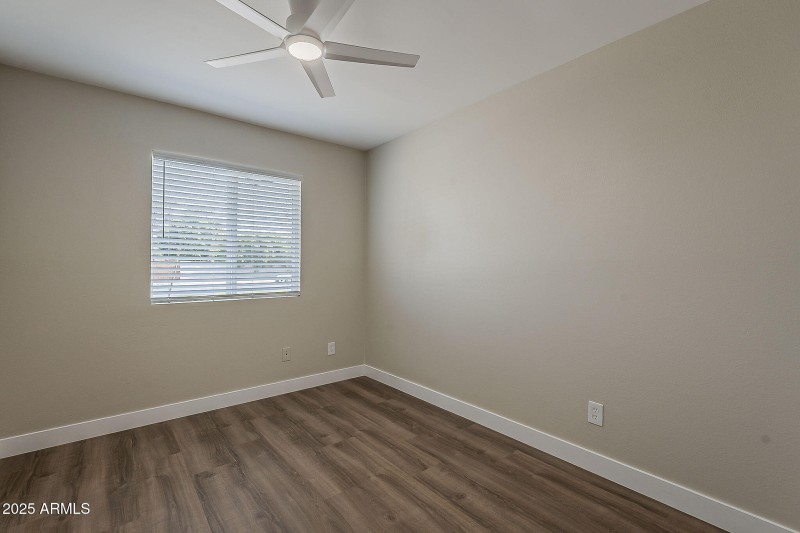 25-web-or-mls-Portobello Ave-25