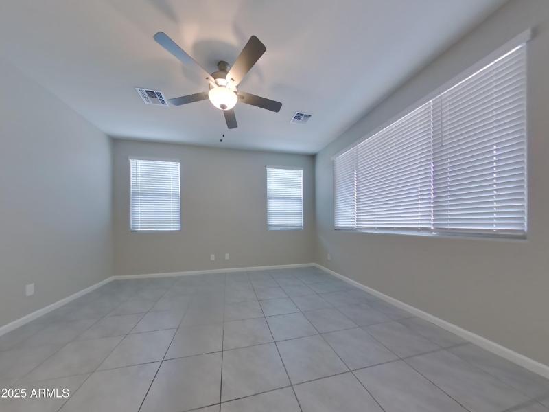 1_pc_KIV2iQLkbI_SV65AICI1X_layout_0