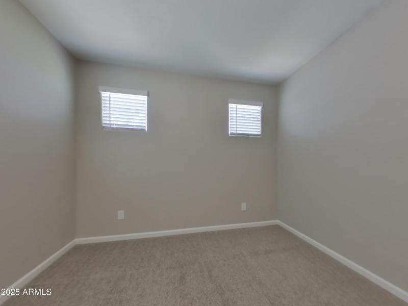 12_pc_xqDA5U5Nqh_9R25ITURSl_layout_1