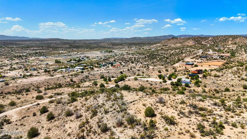 18-Lot Photo 194J (5)