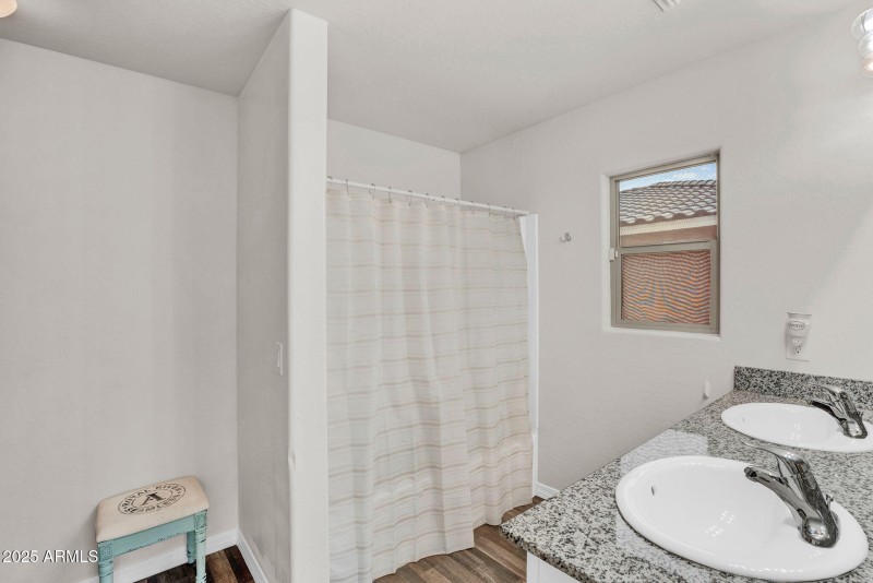Dual Vanity Primary Bath