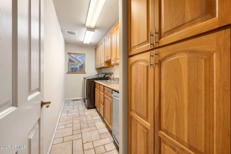 25-web-or-mls-FA9A6189