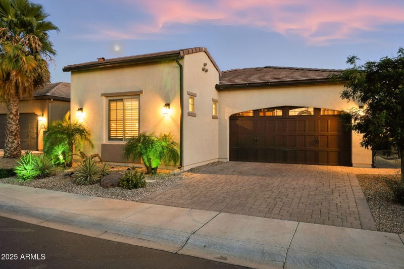 829 E Snowy Farm Dr.