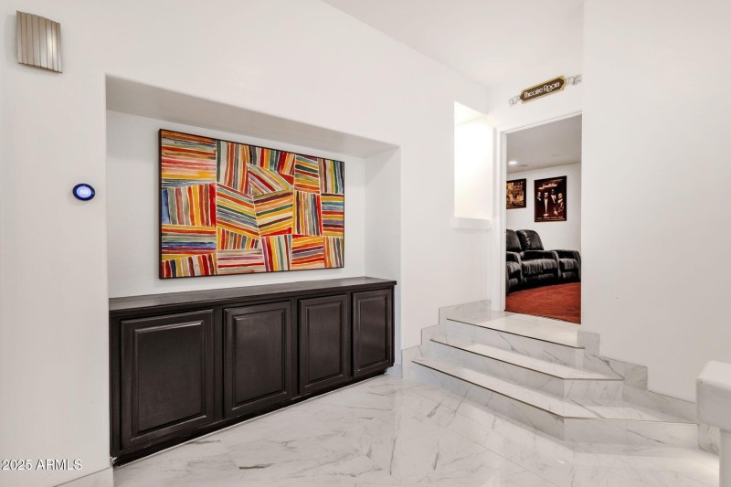 35-web-or-mls-4537-e-blue-sky-dr