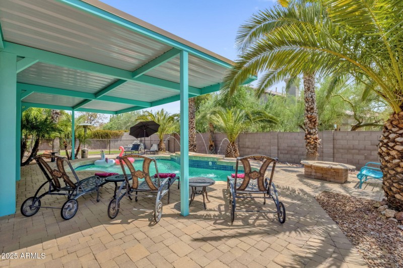 54-web-or-mls-4537-e-blue-sky-dr