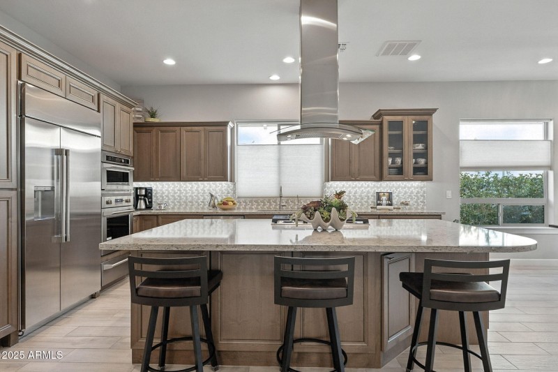 829 E Snowy Farm Dr.