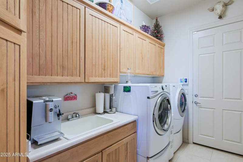 Spacious Laundry Room