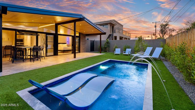 Modern-Old-Town-Scottsdale-1-37