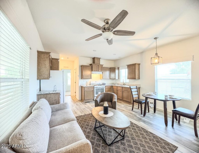 2 Alsdorf Living - 66