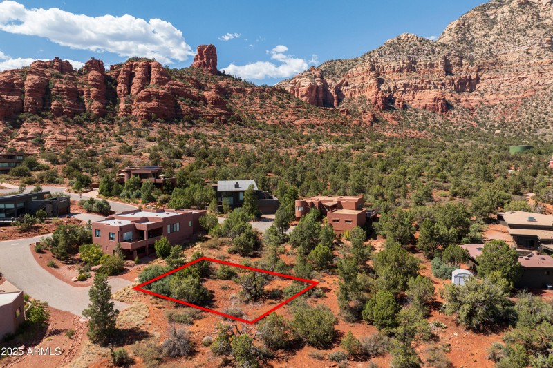 JL_650RhapsodyRd-drone-03