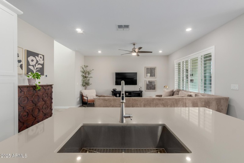 kitchen sink