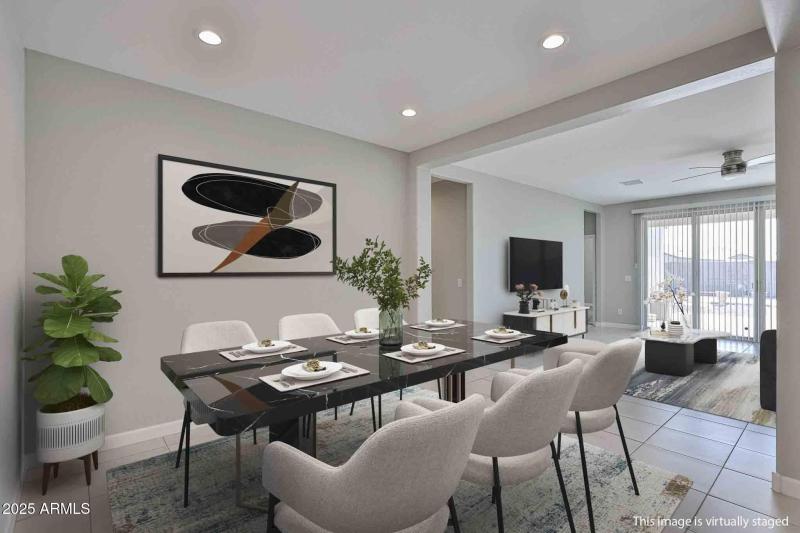 B (12)virtually staged