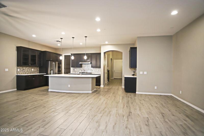 1954 E GERONIMO Street